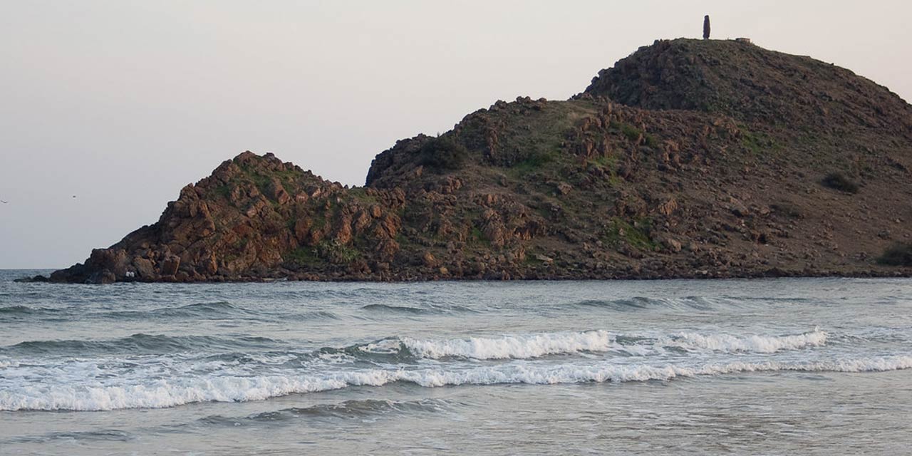 Appikonda Beach Vizag Tourist Attraction