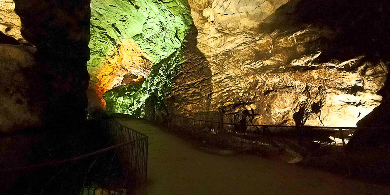 Borra Caves Vizag (Timings, Entry Fee, History, Location, Images & Facts) -  Vizag Tourism 2023