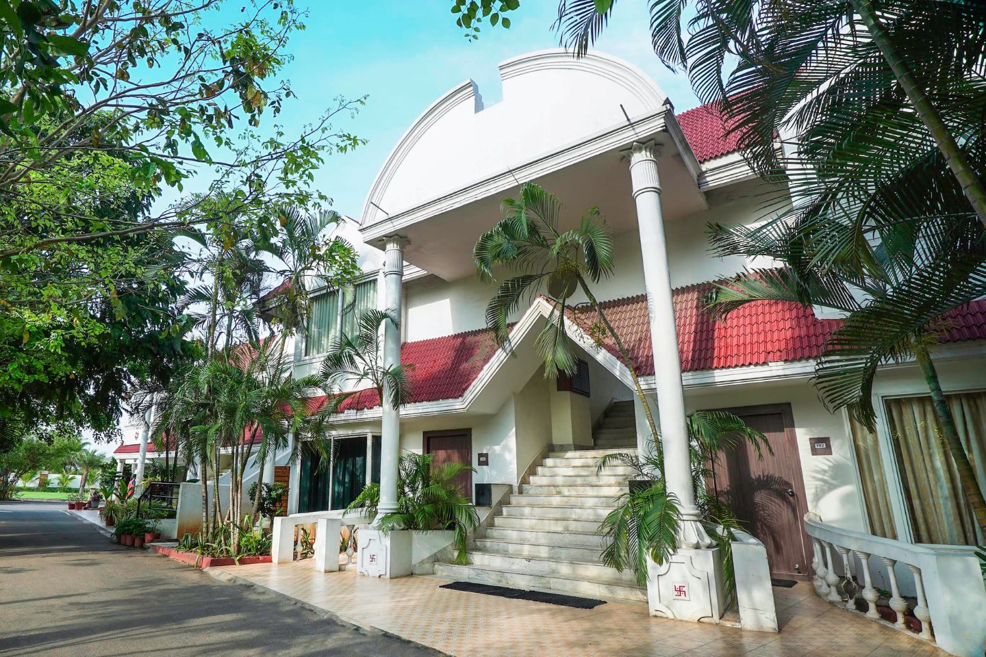 Sai Priya Beach Resort